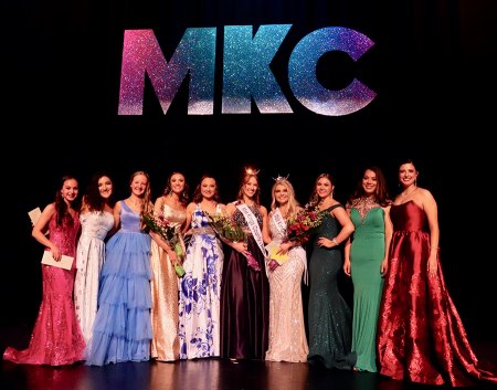 The Miss Kings County and Miss Kings County Outstanding Teen candidates are on stage together.